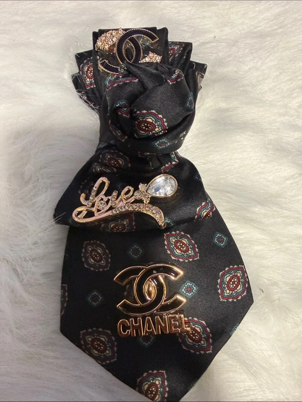 Chanel Black Patterned Silk junk Tie with Gold Logo and Jewel Pins
